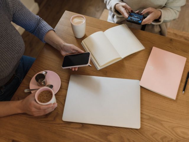Créer une communauté d&rsquo;apprentissage pair‑à‑pair en France et