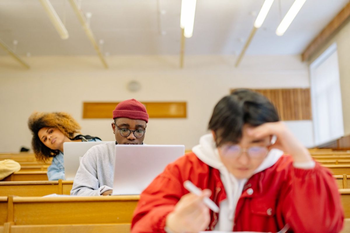 Moodle ou Google Classroom : guide pour écoles indiennes