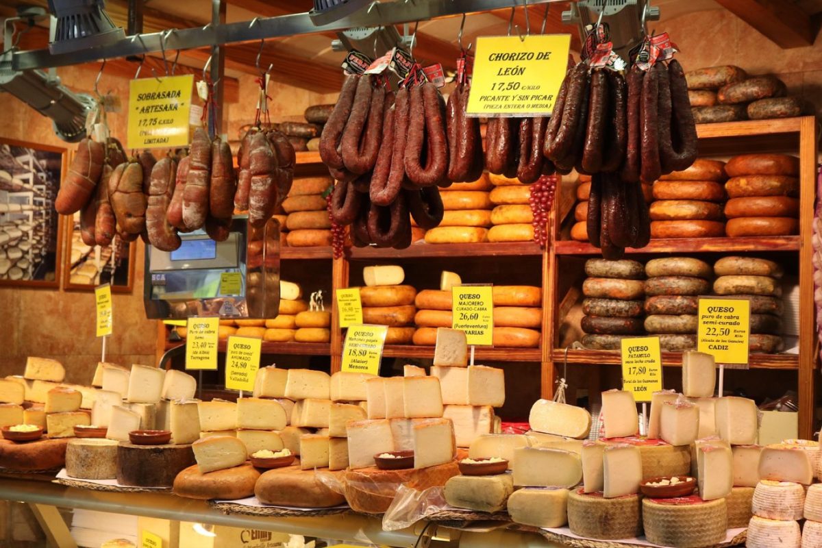 Intégrer l'artisanat local pour l'apprentissage en classe