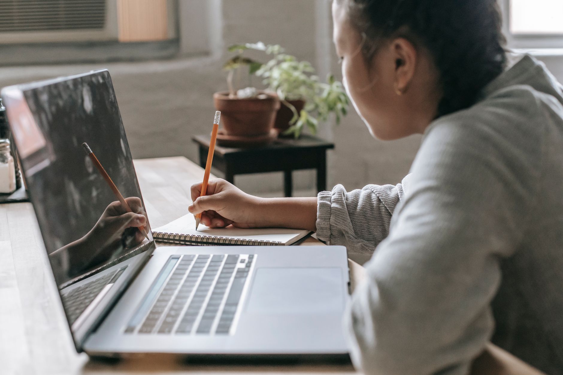 Hybrid learning : définition et guide de mise en place