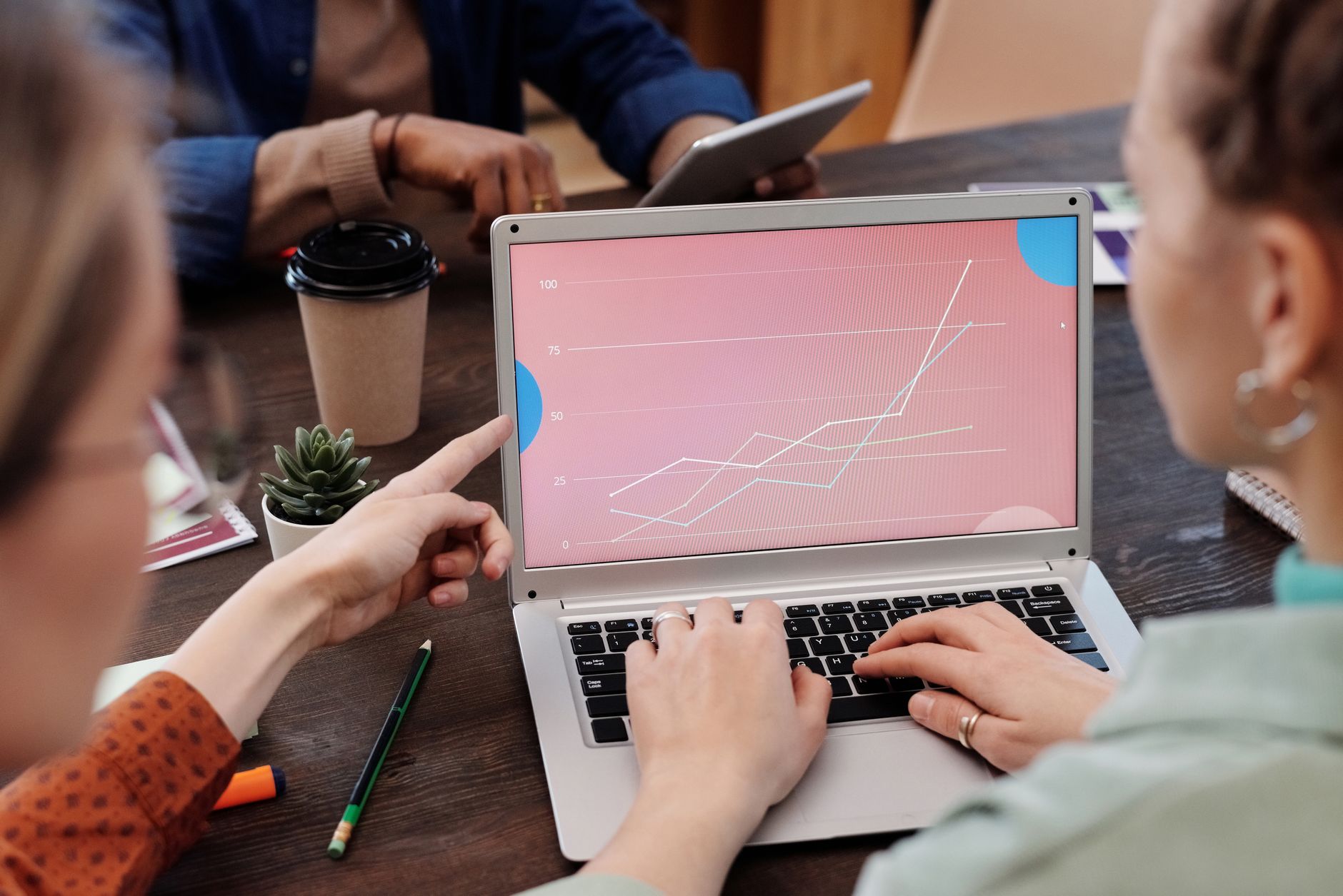Khan Academy ou BYJU'S : quel choix pour le soutien en Inde